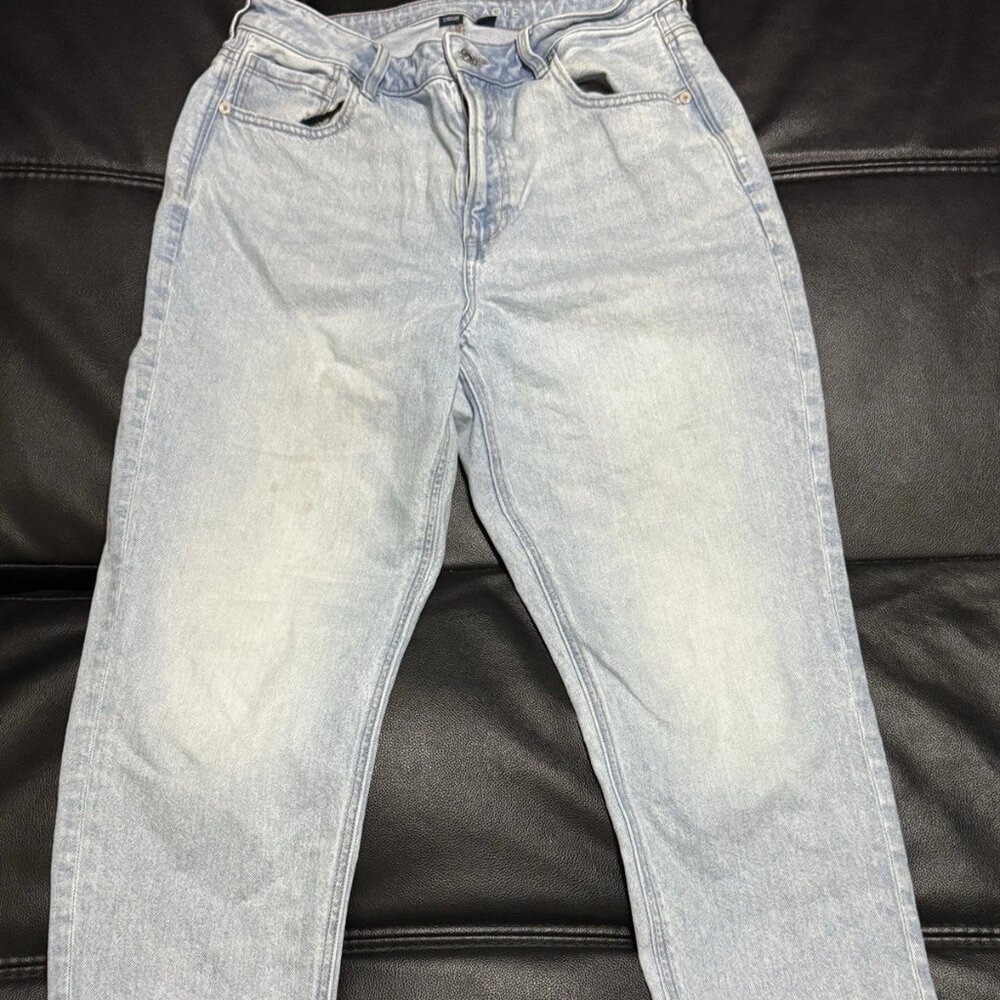 American Eagle Strigid Women’s Jeans Light Wash Denim Size 12 Heavily‎ Stained